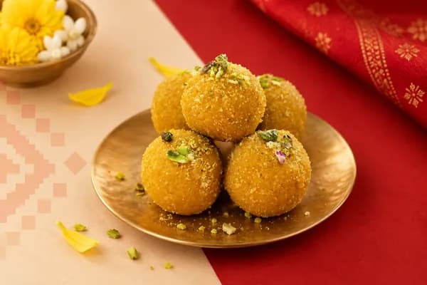 Besan Laddoo